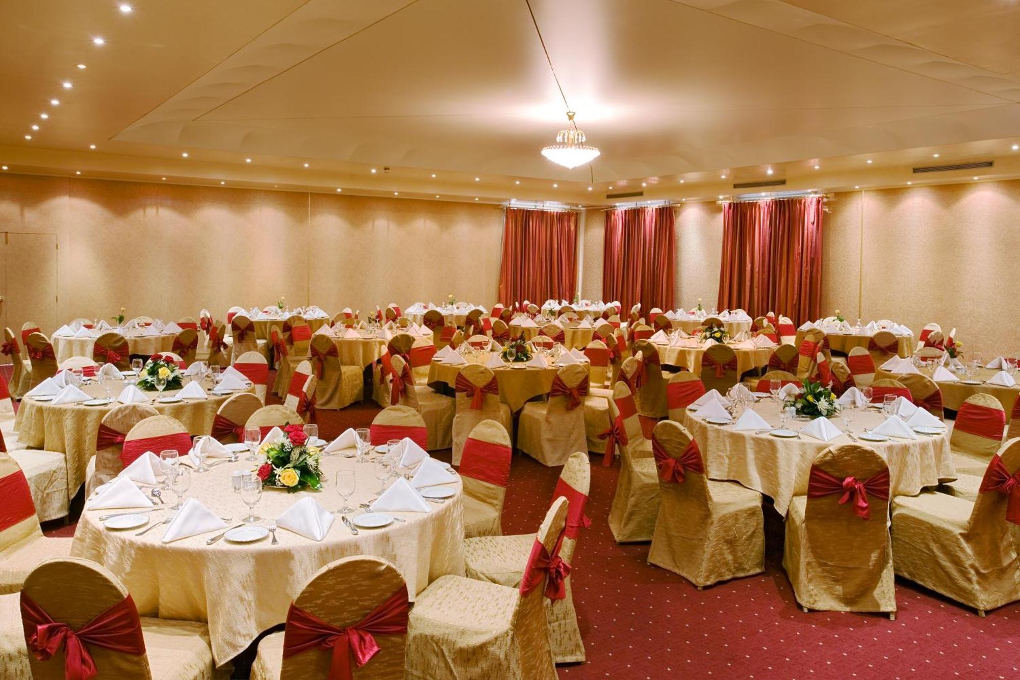 M Grand Hotel Doha Exterior foto